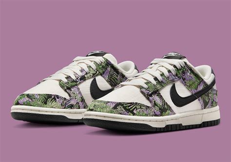 dunk low floral tapestry